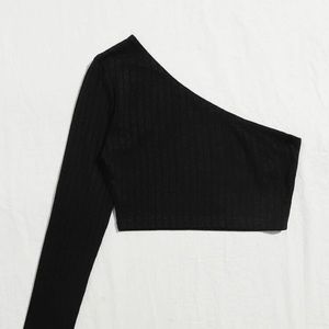 One shoulder crop tee